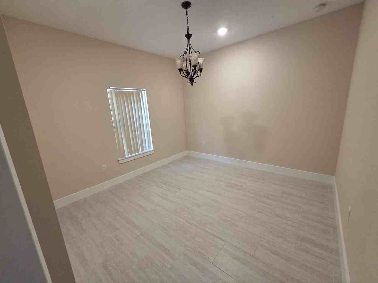 3 Ramshorn Pl #NA - Photo 4 of 20