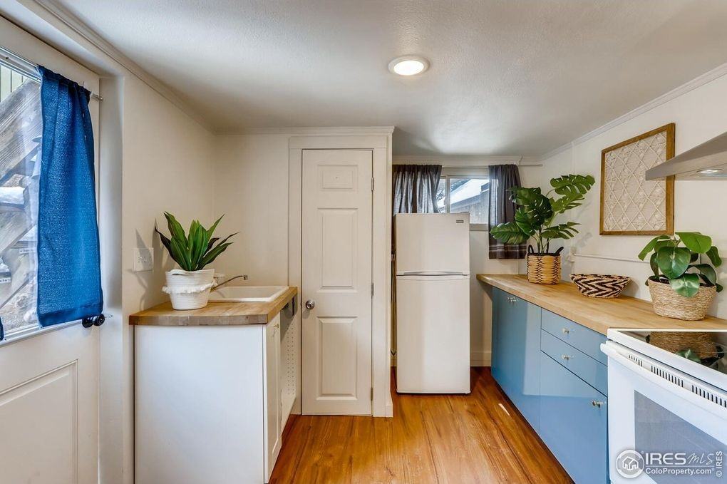 194 Artesian Drive #9 - Photo 3 of 10