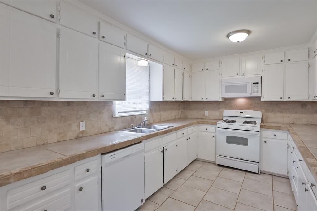 6957 Park Place Dr #NA - Photo 4 of 8