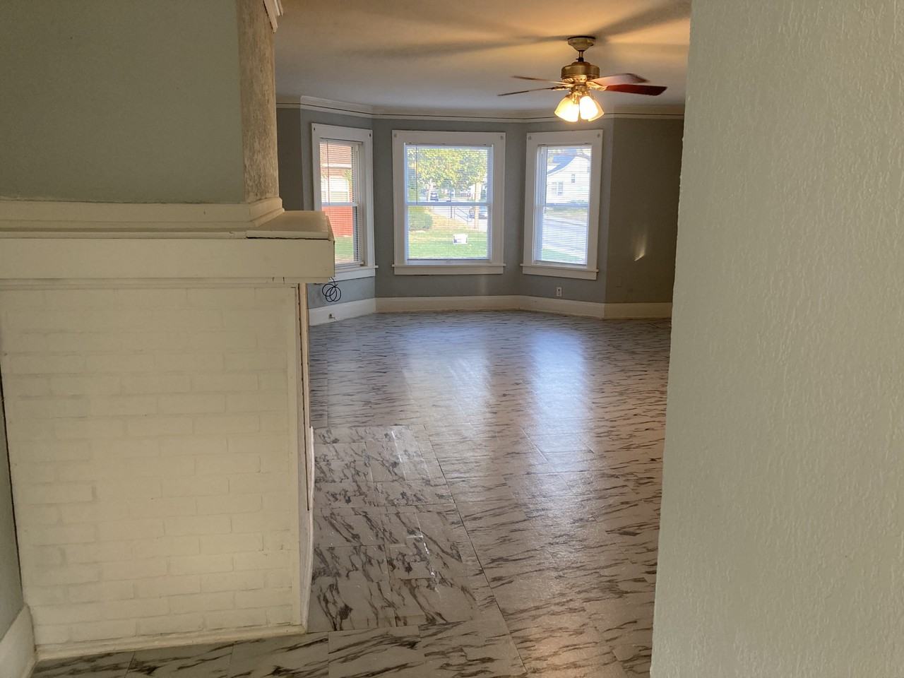 501 W Columbia Ter #2 - Photo 6 of 16