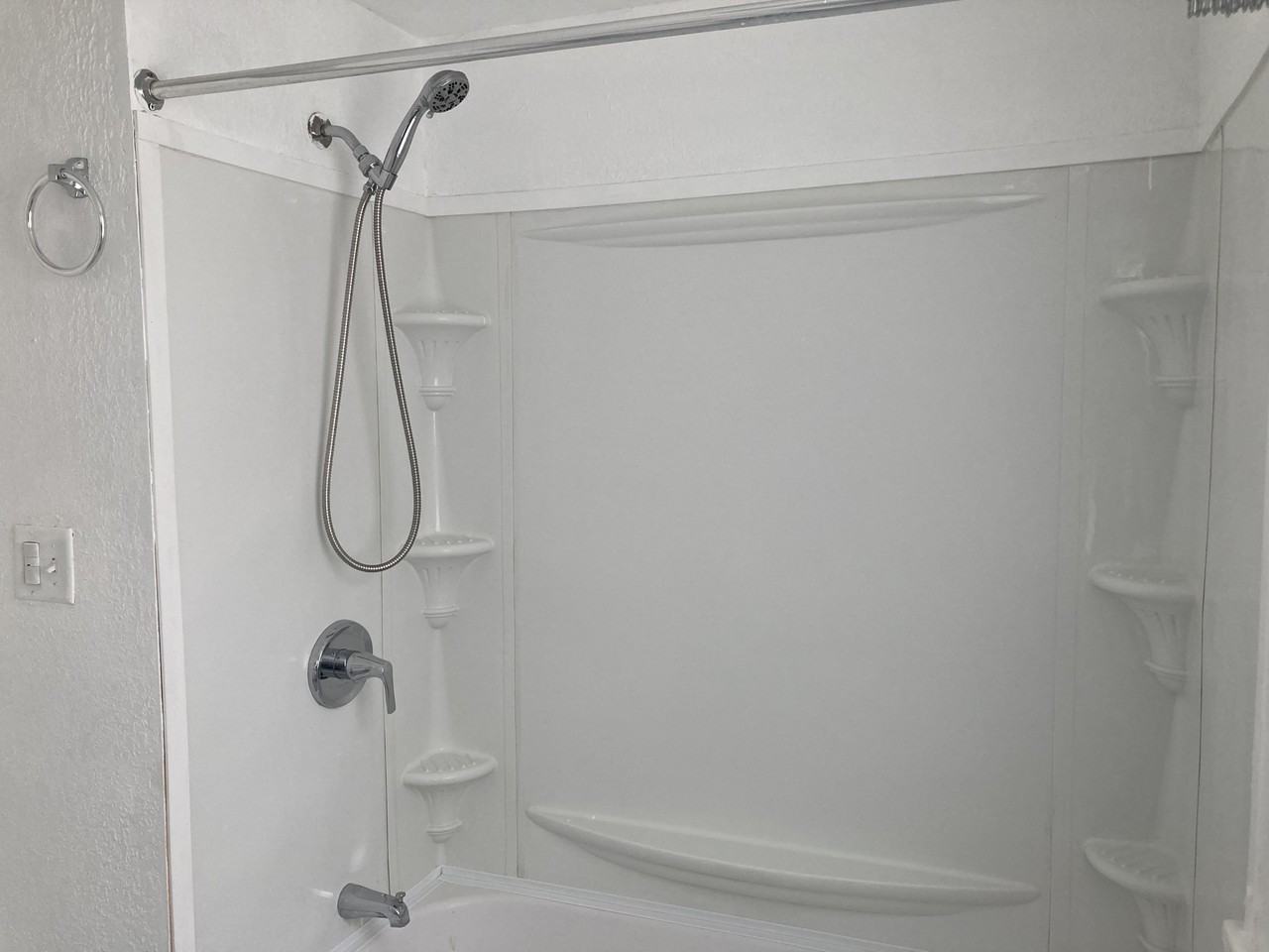 501 W Columbia Ter #2 - Photo 7 of 16