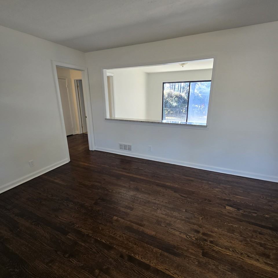 1831 Shepherd Cir Sw #NA - Photo 5 of 34