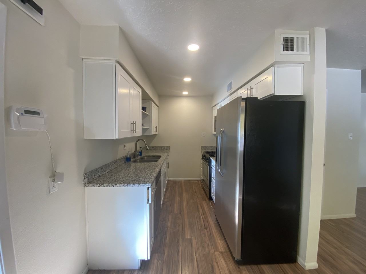 11213 Chico Rd Ne #NA - Photo 4 of 14