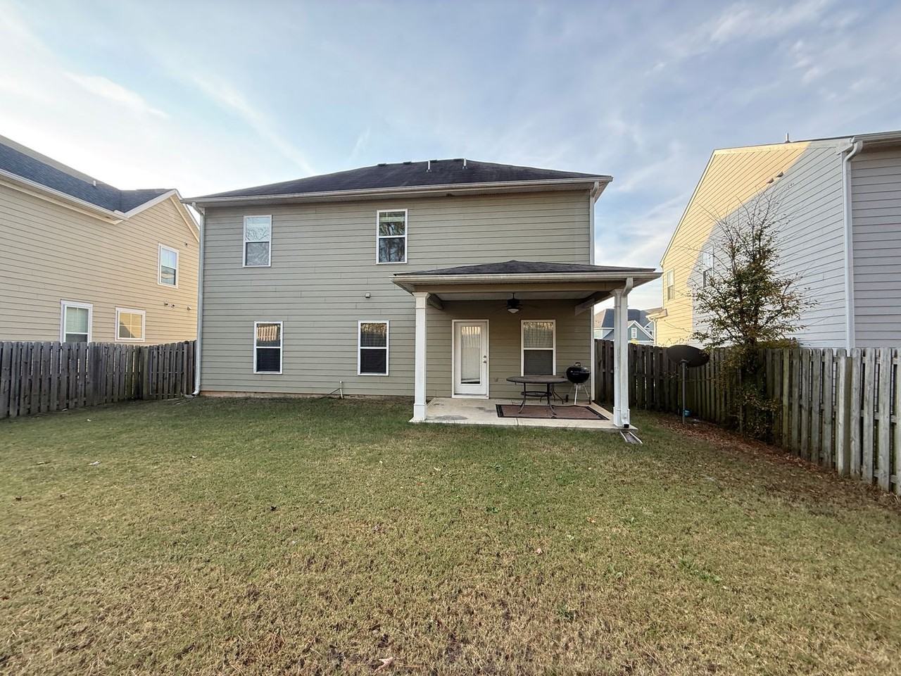 255 Tulip Dr - Photo 4 of 44