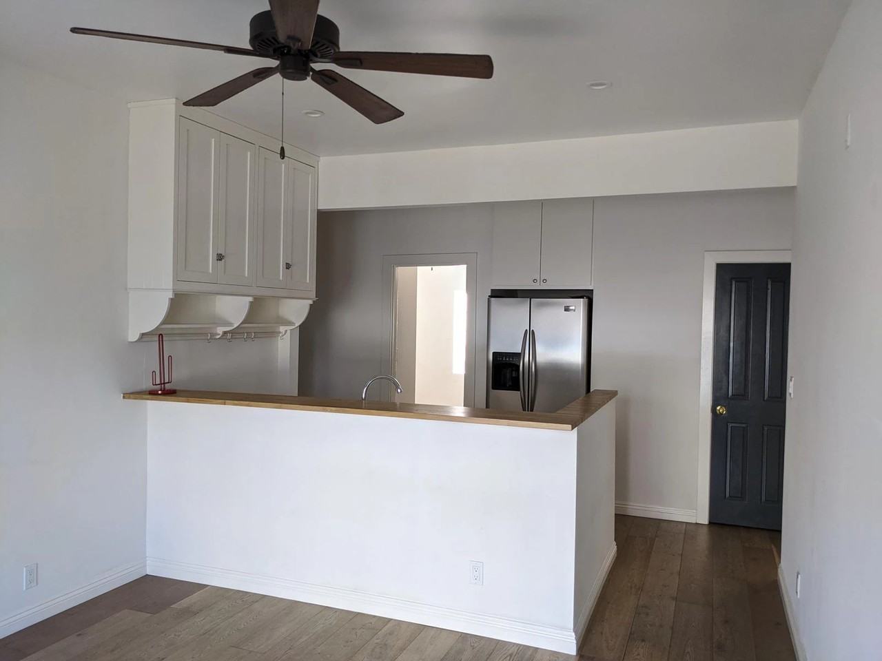 1104 Stone Street #1104 - Photo 5 of 12