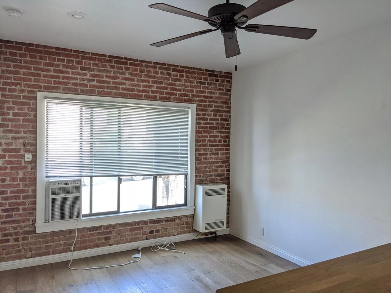 1104 Stone Street #1104 - Photo 6 of 12