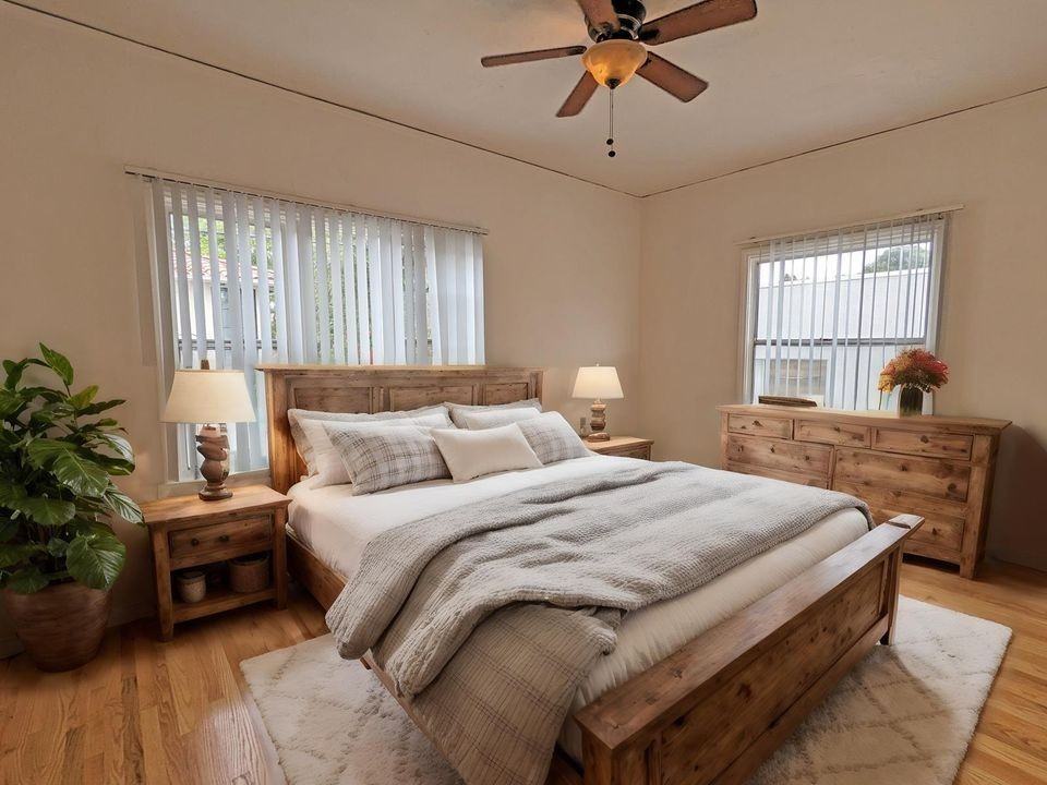 1200 North Gardner Street #5 - Photo 6 of 14