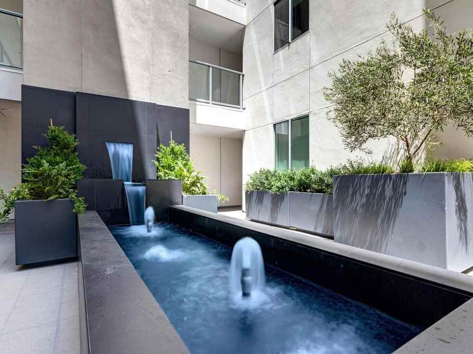 1330 Federal Avenue #302 - Photo 4 of 24