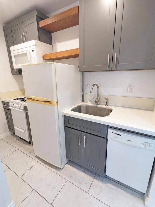 1509 South Orange Grove Avenue #1 - Photo 7 of 12