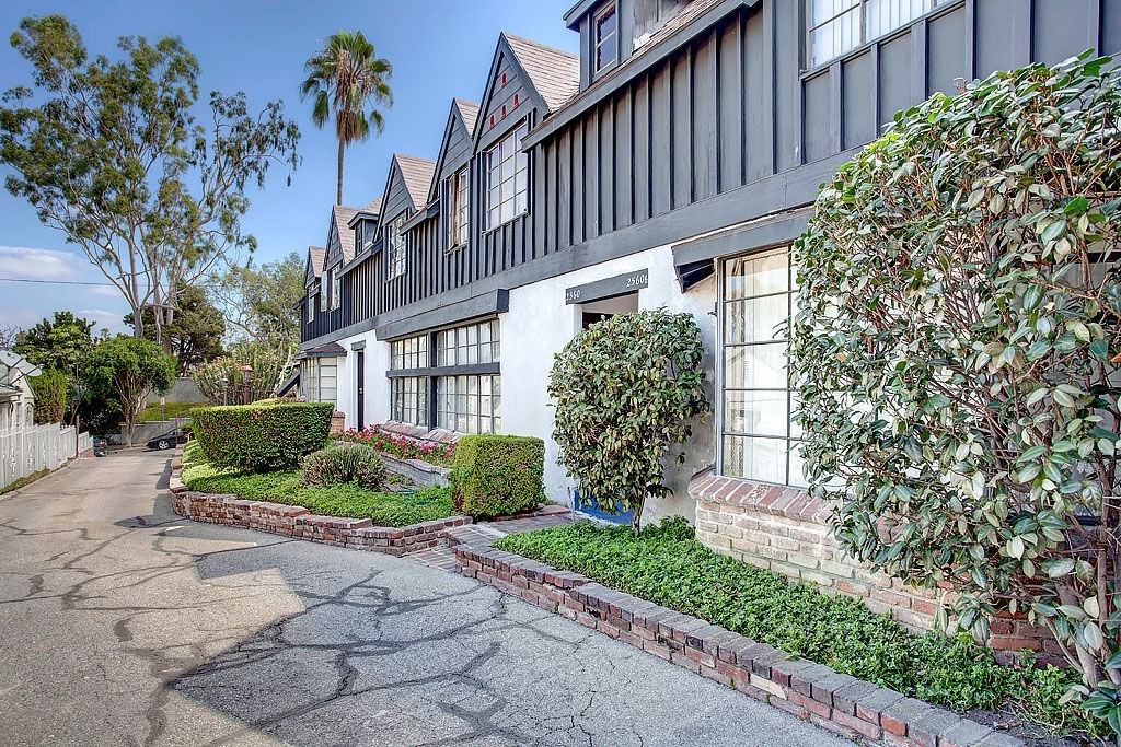 2564 West 5th Street #2564 - Photo 6 of 11