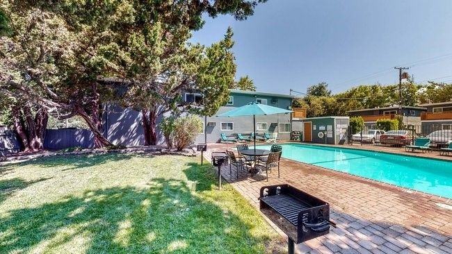 300 J Street #065 - Photo 4 of 26