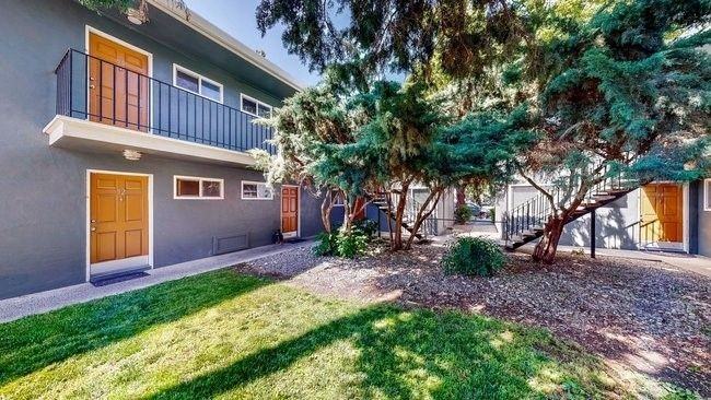 300 J Street #065 - Photo 6 of 26