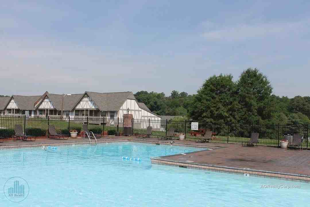 6401 Nightingale Lane #224 - Photo 7 of 15