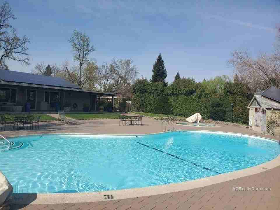 105 Hilltop Drive #75 - Photo 4 of 12