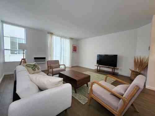 831 2nd Street #8 - Photo 2 of 20