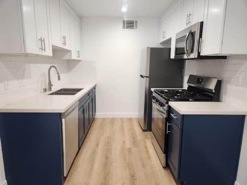 9404 Van Nuys Boulevard #2X1 - Photo 4 of 12