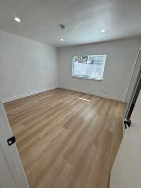 1801 East 15th Street #2X1 - Photo 7 of 10