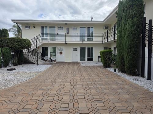 12361 El Rey Place #1X1 - Photo 3 of 15