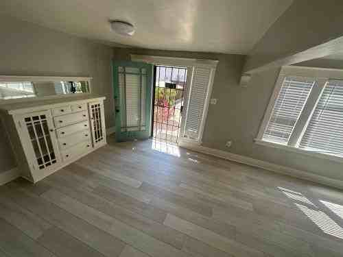 1123 East Appleton Street #1X1 - Photo 3 of 10