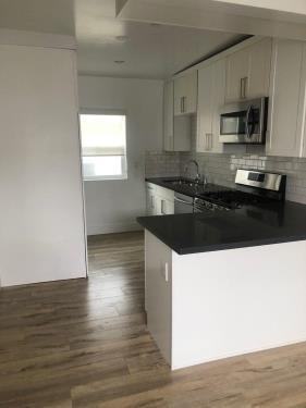 1810 12th Street #2X1 - Photo 4 of 12