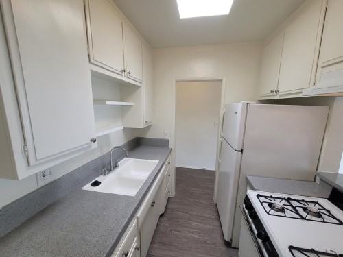 3731 South Canfield Avenue #1X1 - Photo 2 of 6