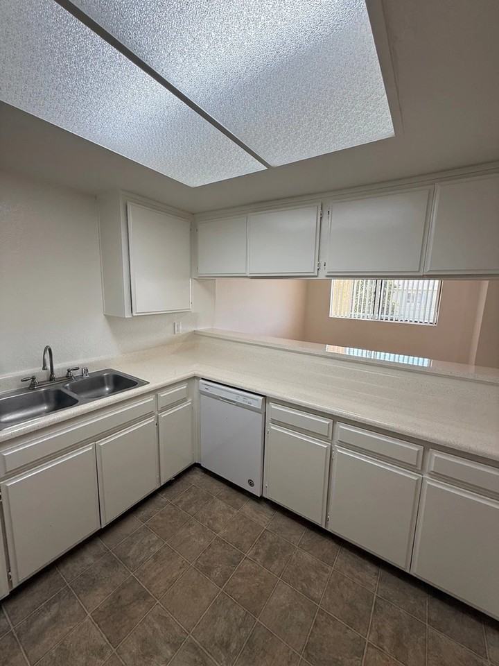 14020 Yukon Avenue #202 - Photo 7 of 17