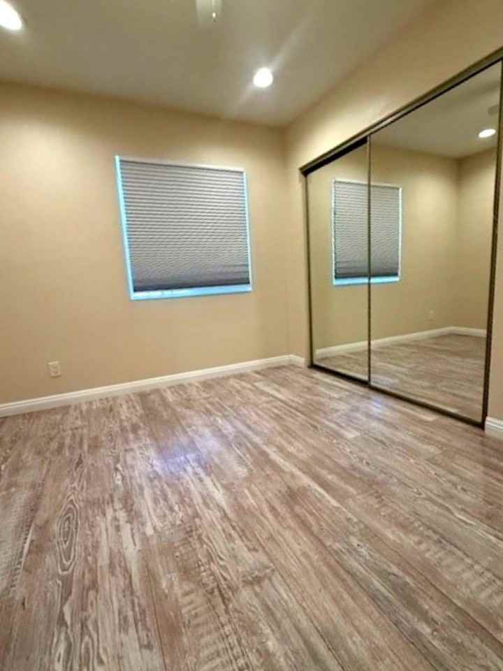 3934 West 28th Street #3934 - Photo 7 of 17