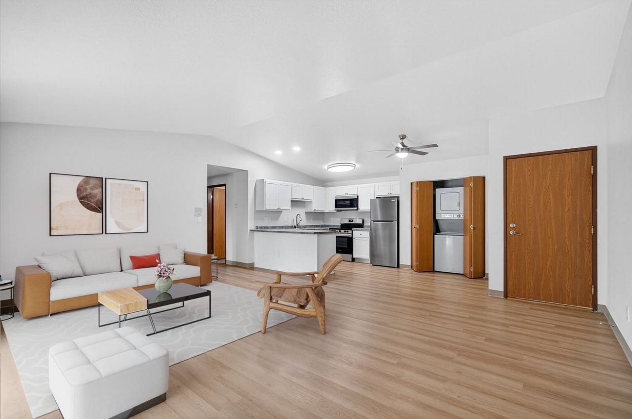 Whispering Pines Apartments - Photo 2 of 17