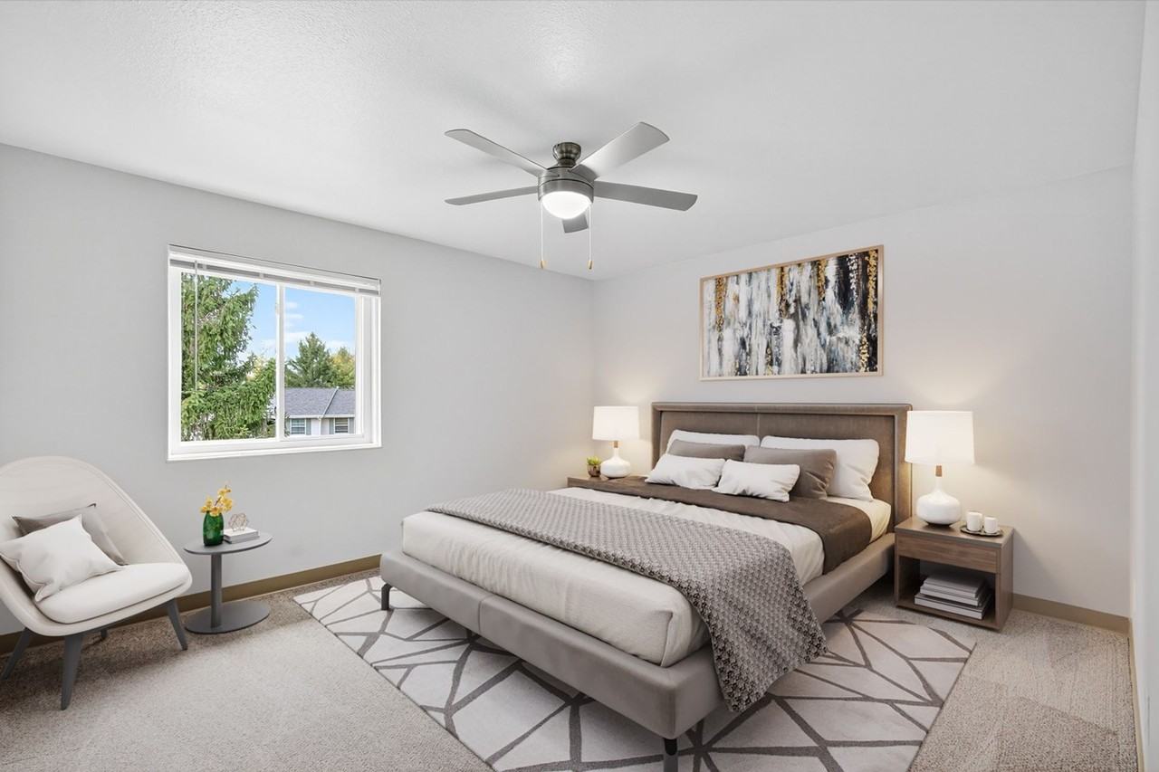 Whispering Pines Apartments - Photo 3 of 17