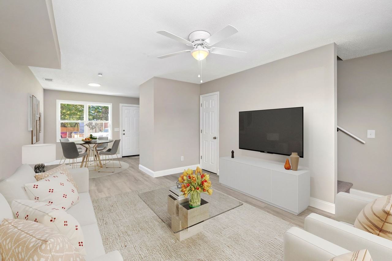 978 Houck Street - Photo 3 of 21