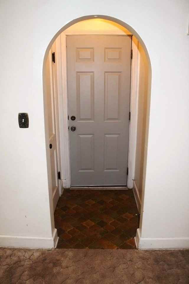 814 Sunset Avenue - Photo 3 of 45