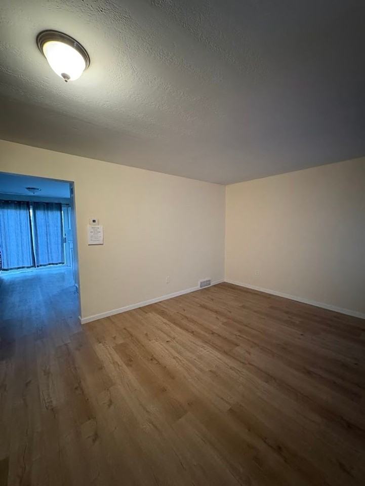 5891 Frank Ave Nw - Photo 7 of 20