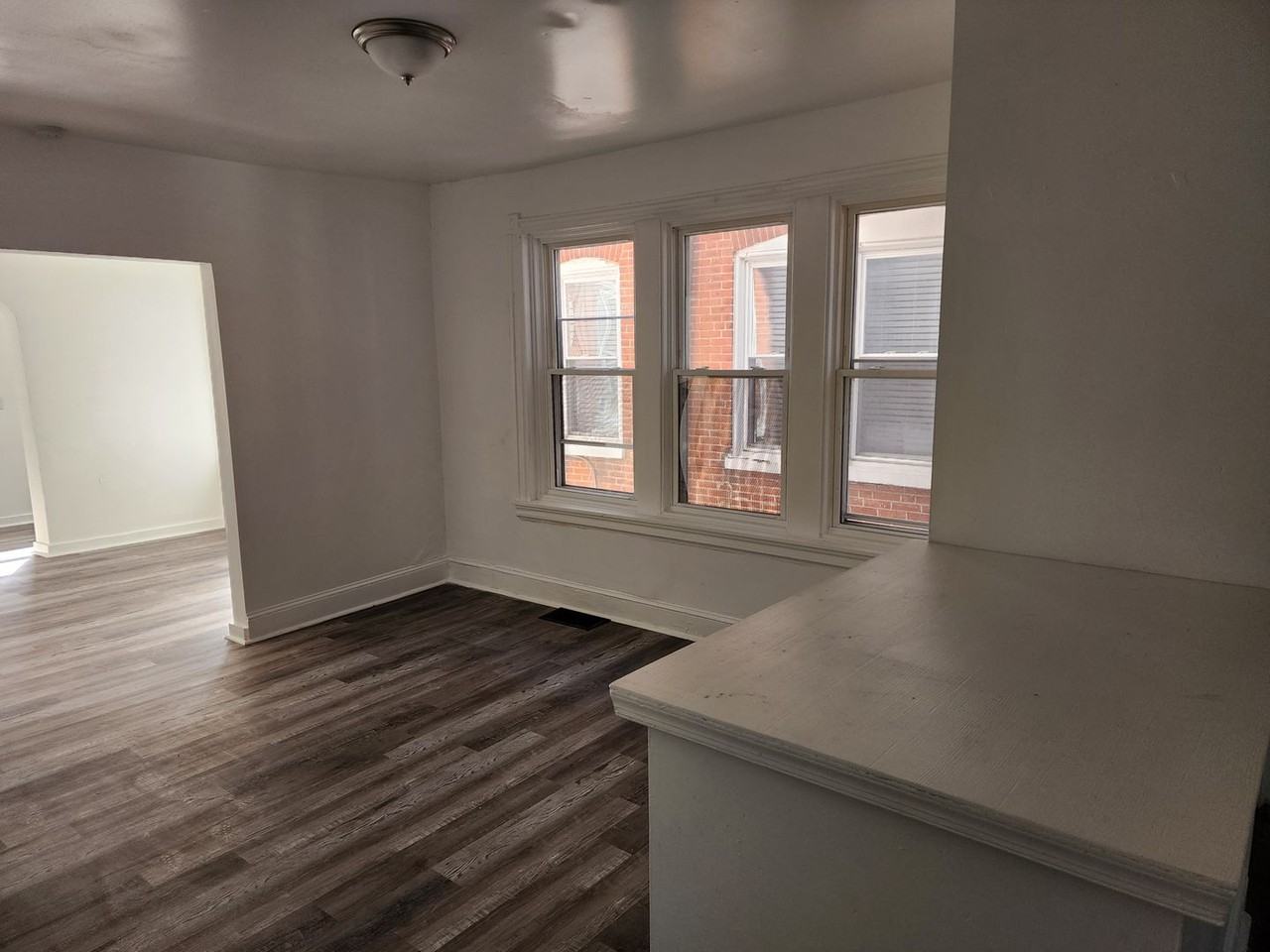 2408 N West St - Photo 7 of 26