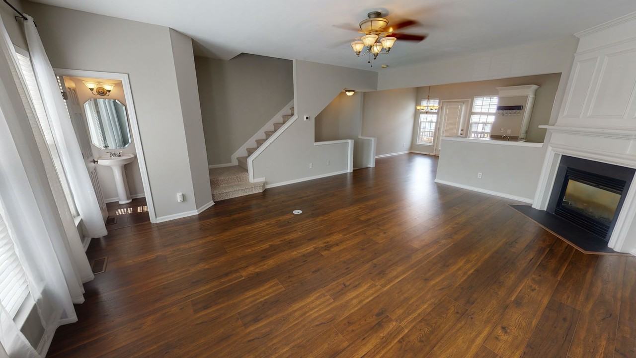 5532 Werburgh St - Photo 5 of 37