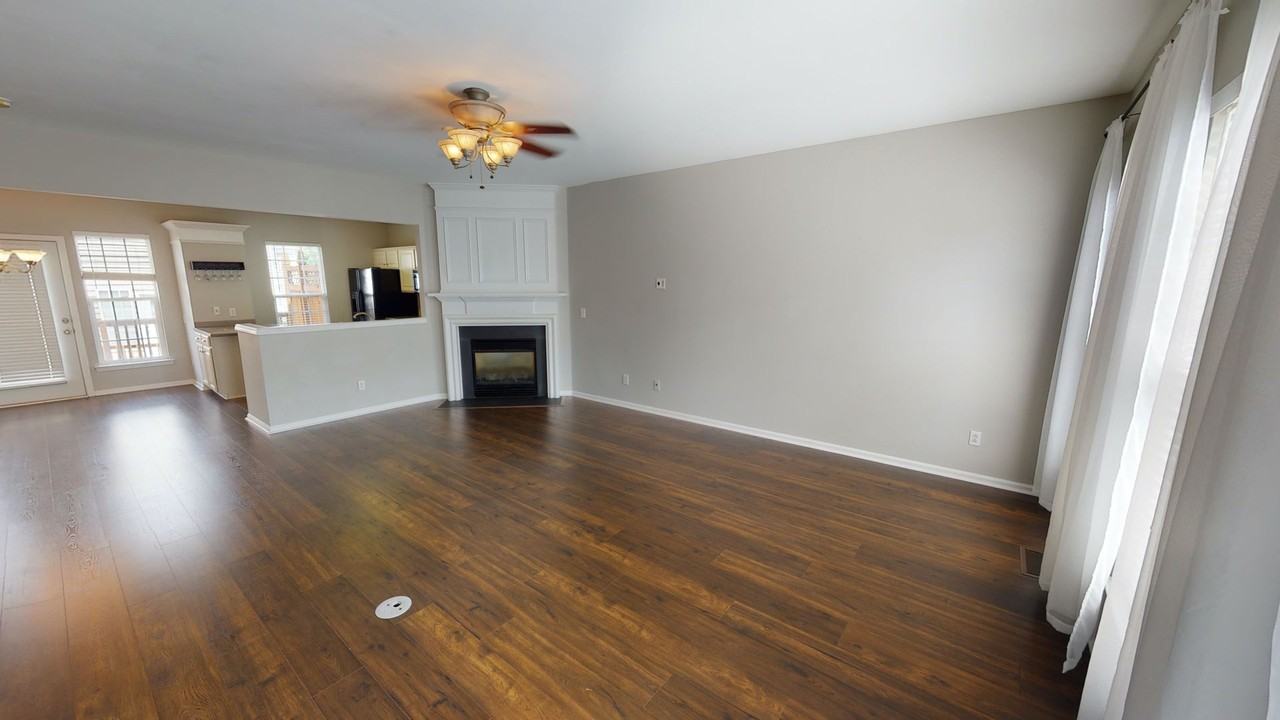 5532 Werburgh St - Photo 7 of 37