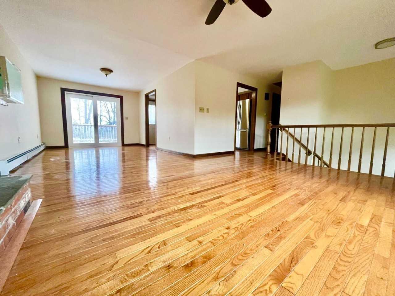 6 Hall Ln - Photo 2 of 22