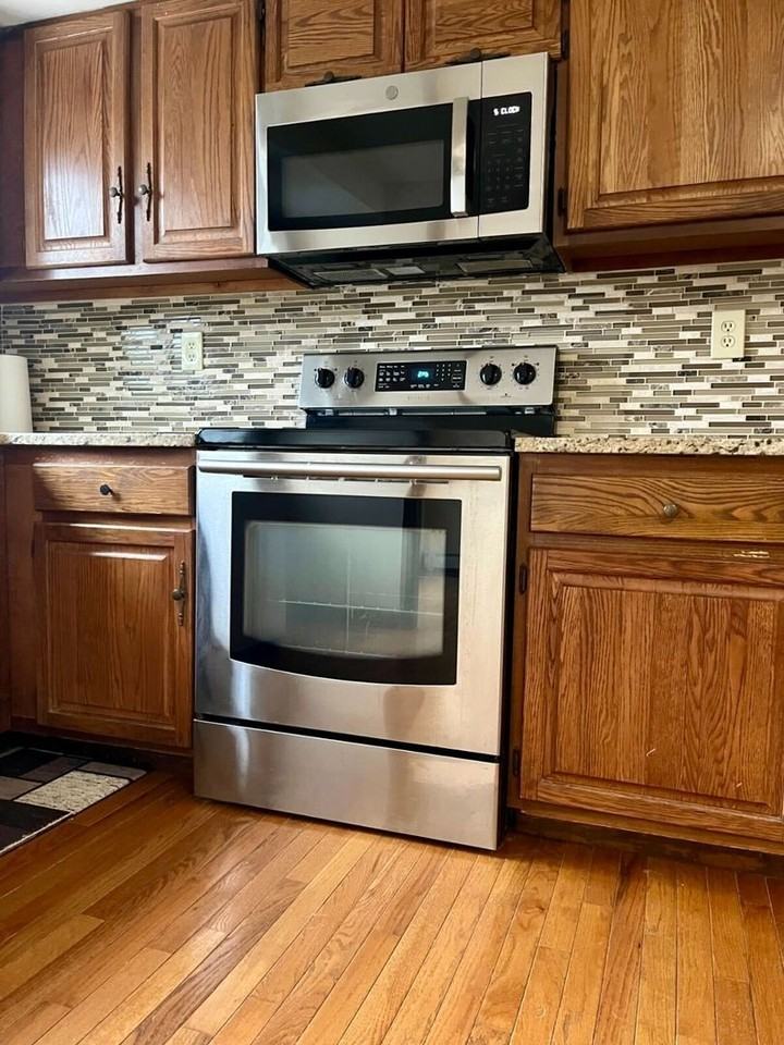 6 Hall Ln - Photo 7 of 22