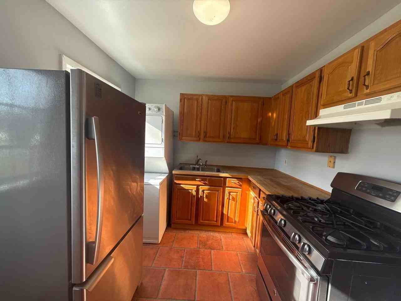 6545 Baltimore Avenue - Photo 6 of 11