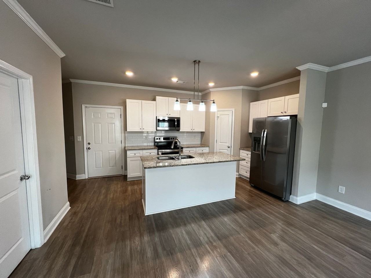 34 Dewey Rd - Photo 4 of 9