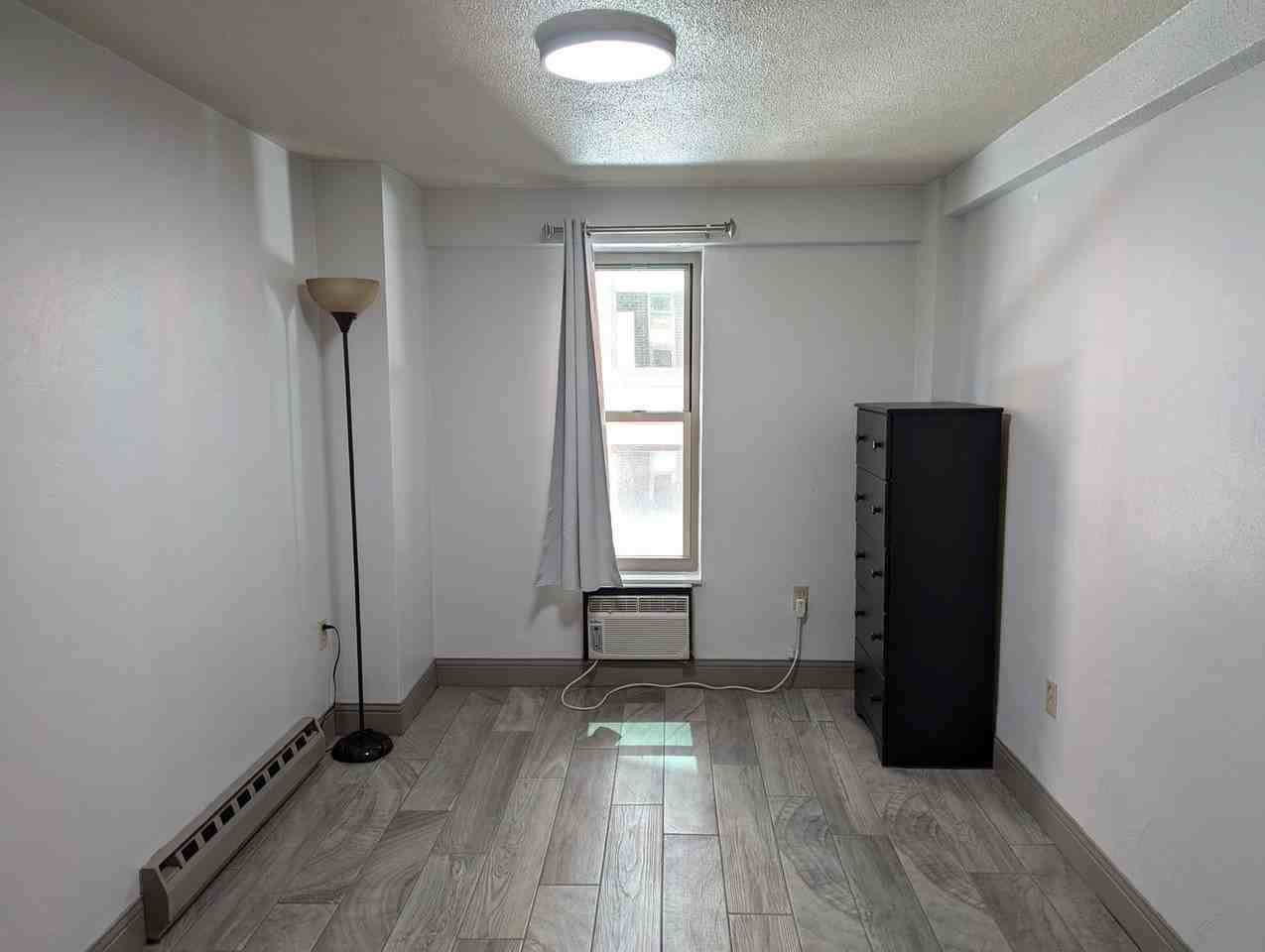 458 E College Ave - Photo 5 of 10