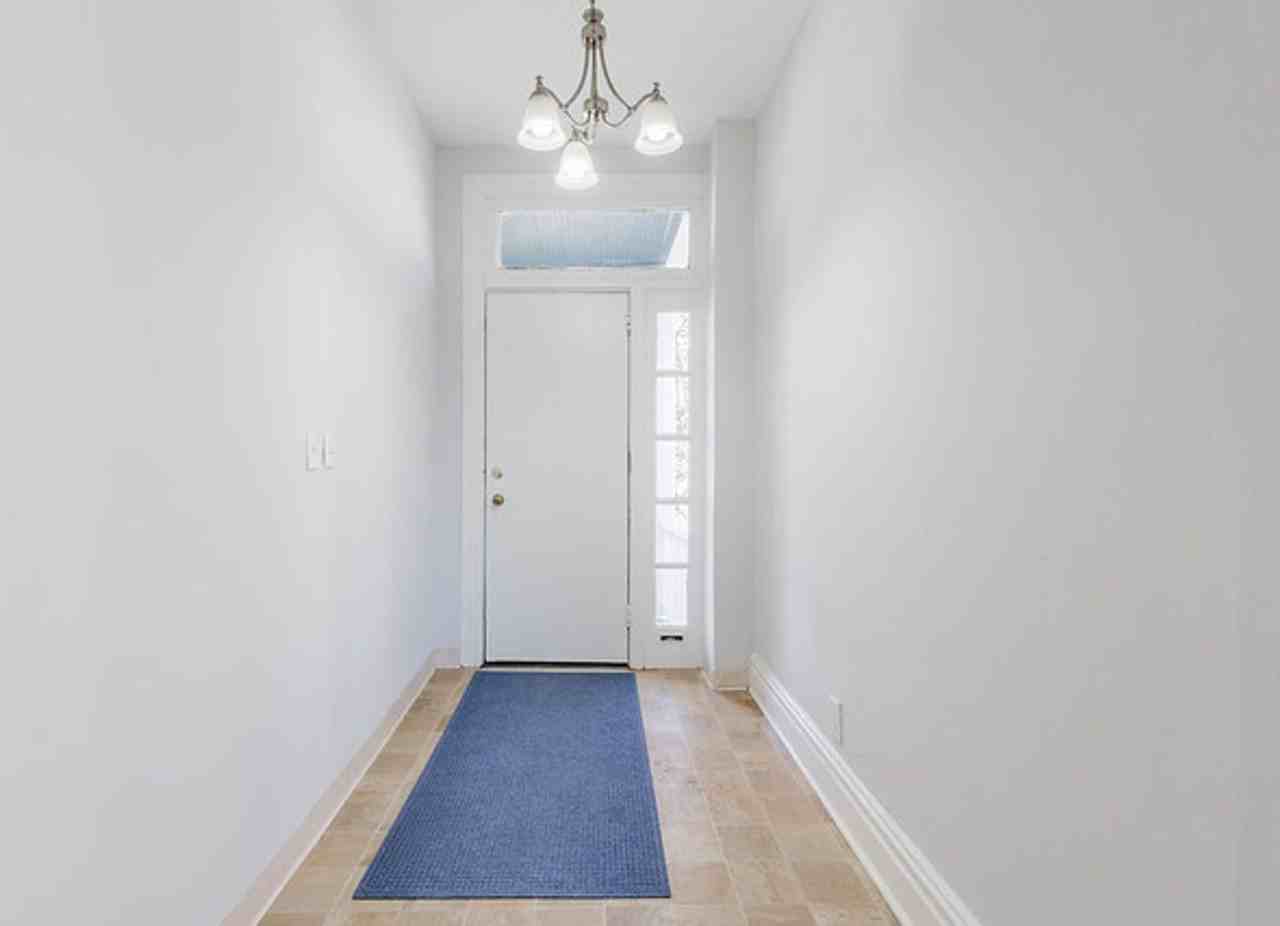 Great Apartment in Church Hill for Rent! - Photo 3 of 18