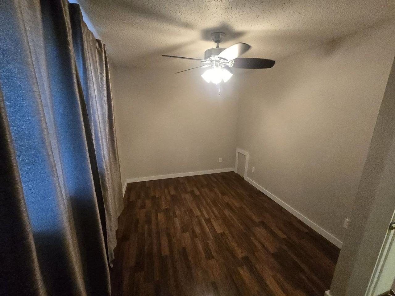 2818 22nd Avenue West - Photo 3 of 11