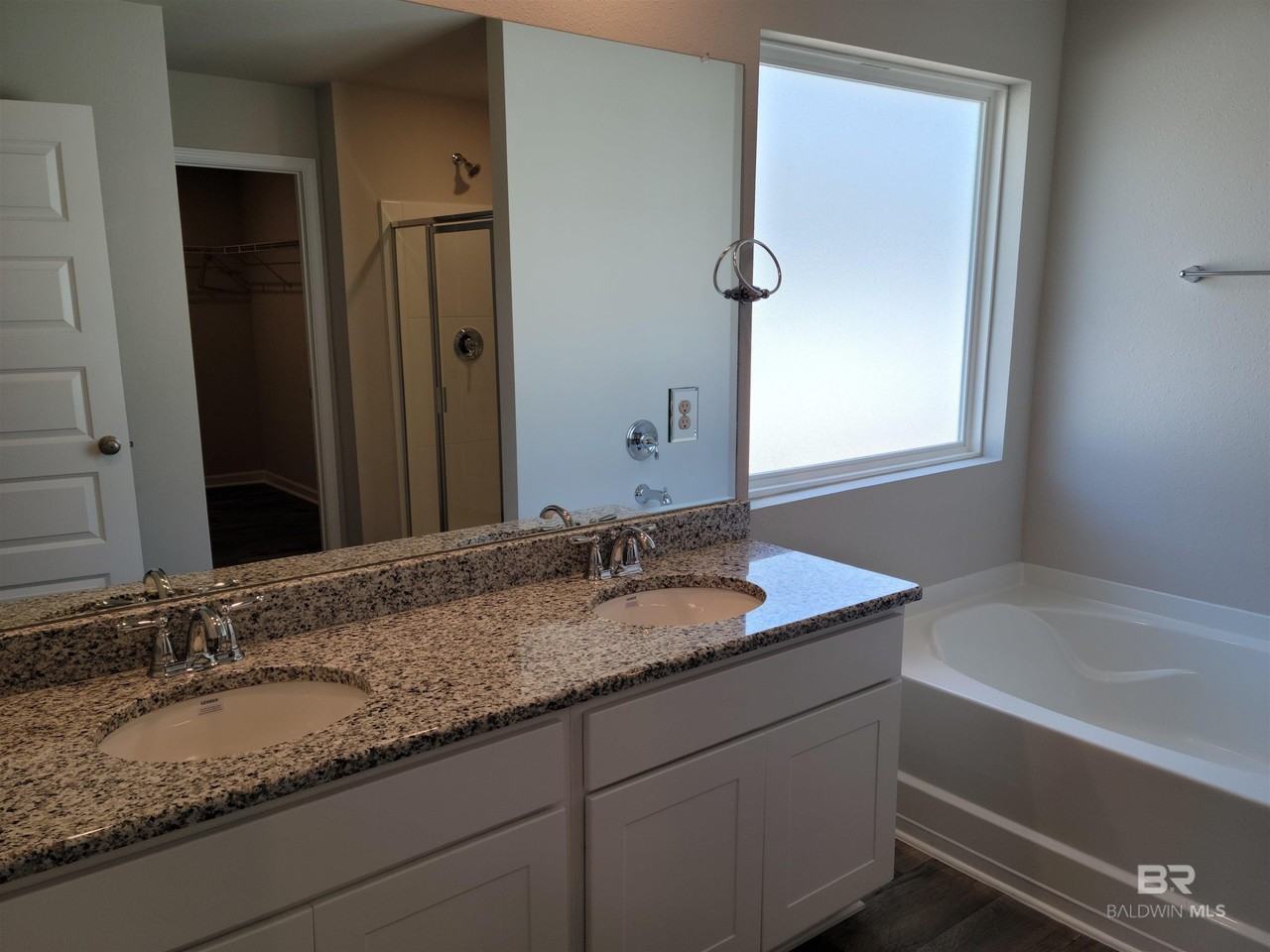 23144 Shadowridge Dr - Photo 7 of 18