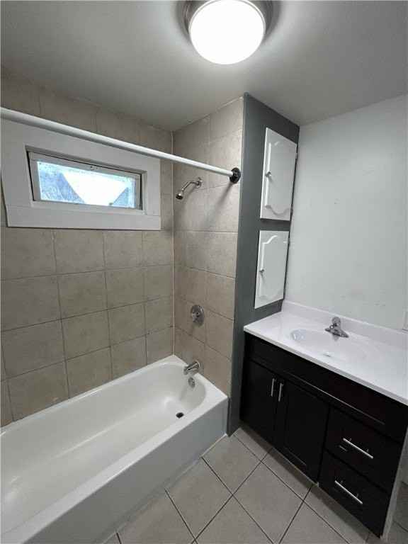 301 Weaver St Apt 2 #2 - Photo 6 of 13