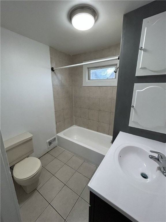 301 Weaver St Apt 2 #2 - Photo 7 of 13