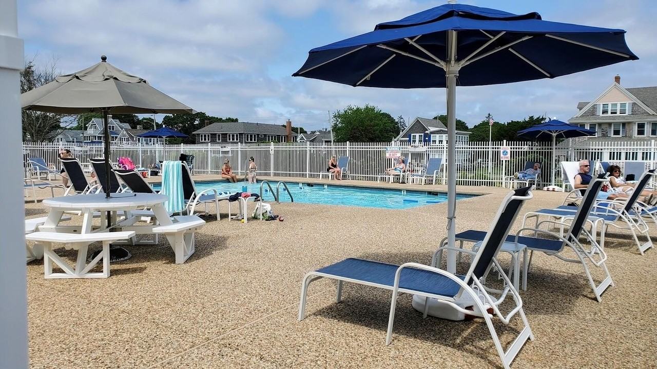 241 Grand Avenue #601 - Photo 6 of 14