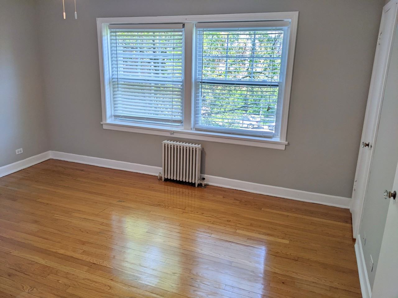 1216 Harvard Ter #18-2 - Photo 6 of 10