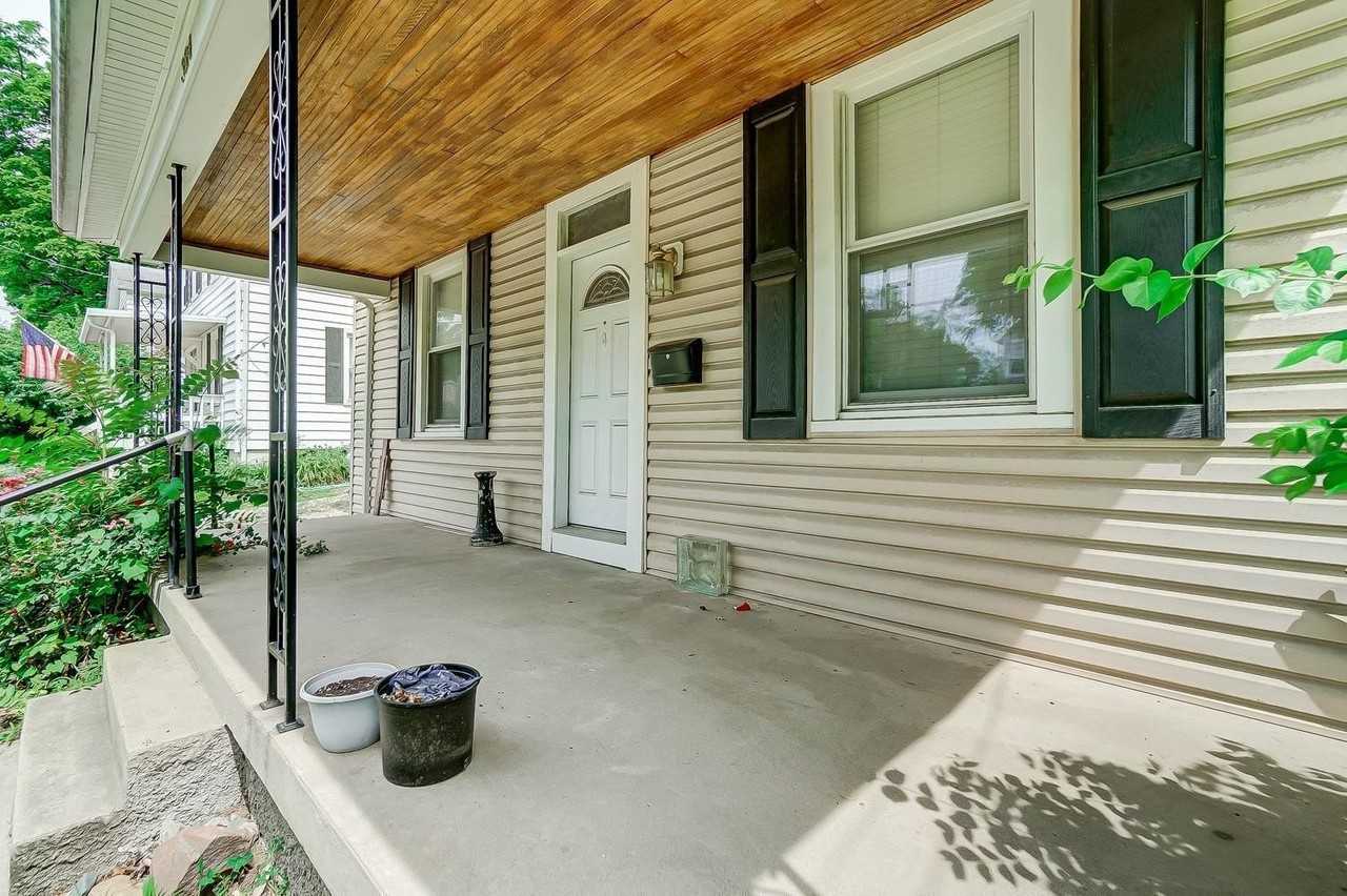 324 Willow Avenue - Photo 3 of 43