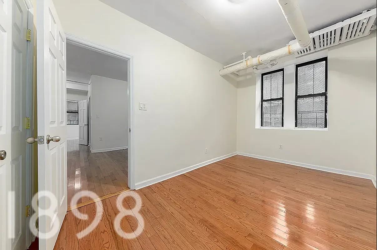 32-42 33rd Street #BSMT - Photo 5 of 7