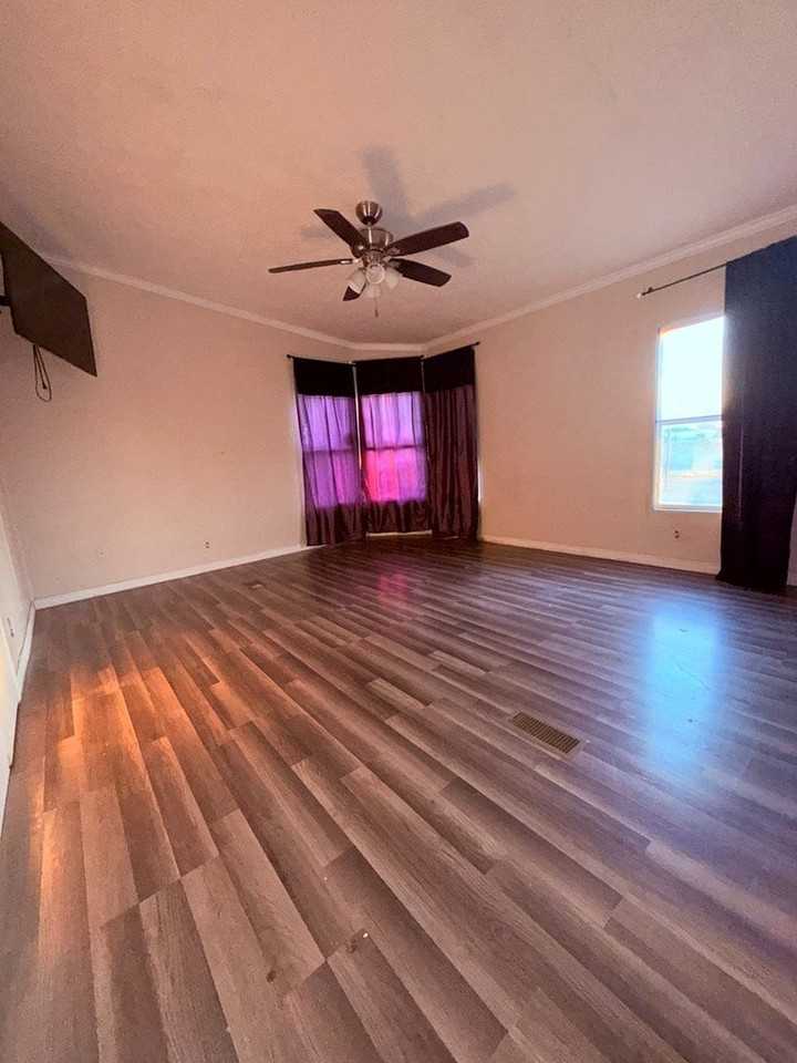 183 Canal Street - Photo 7 of 25